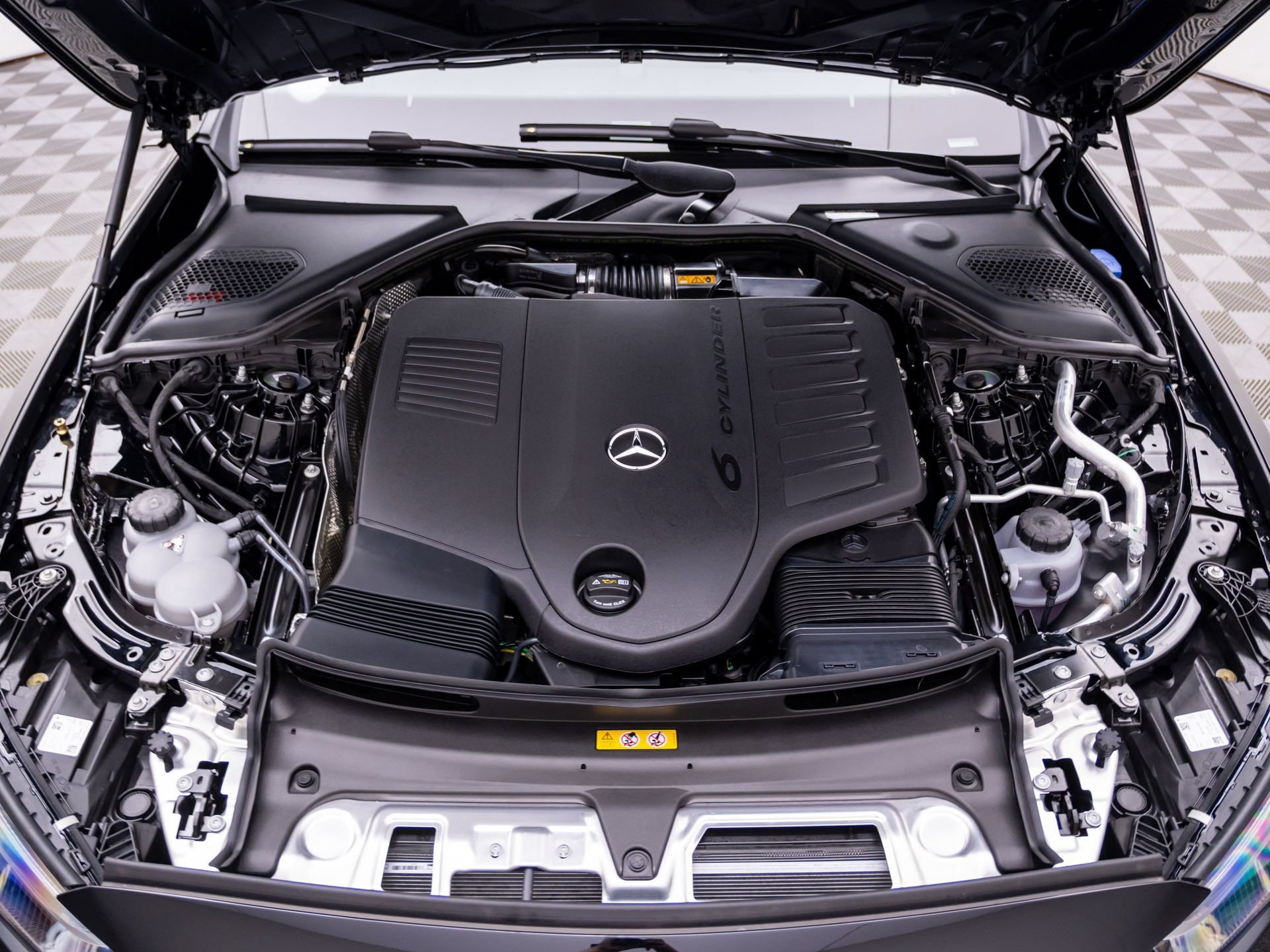 New 2027 Black Mercedes-Benz E 450 image 74