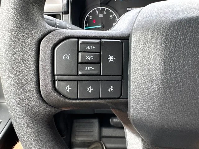 New 2026 Oxford White Ford XL image 23