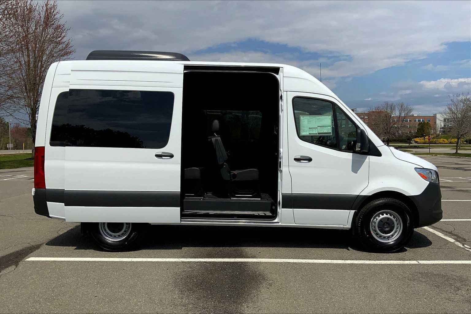 2025 Mercedes-Benz Sprinter Passenger Van Base - Photo 25