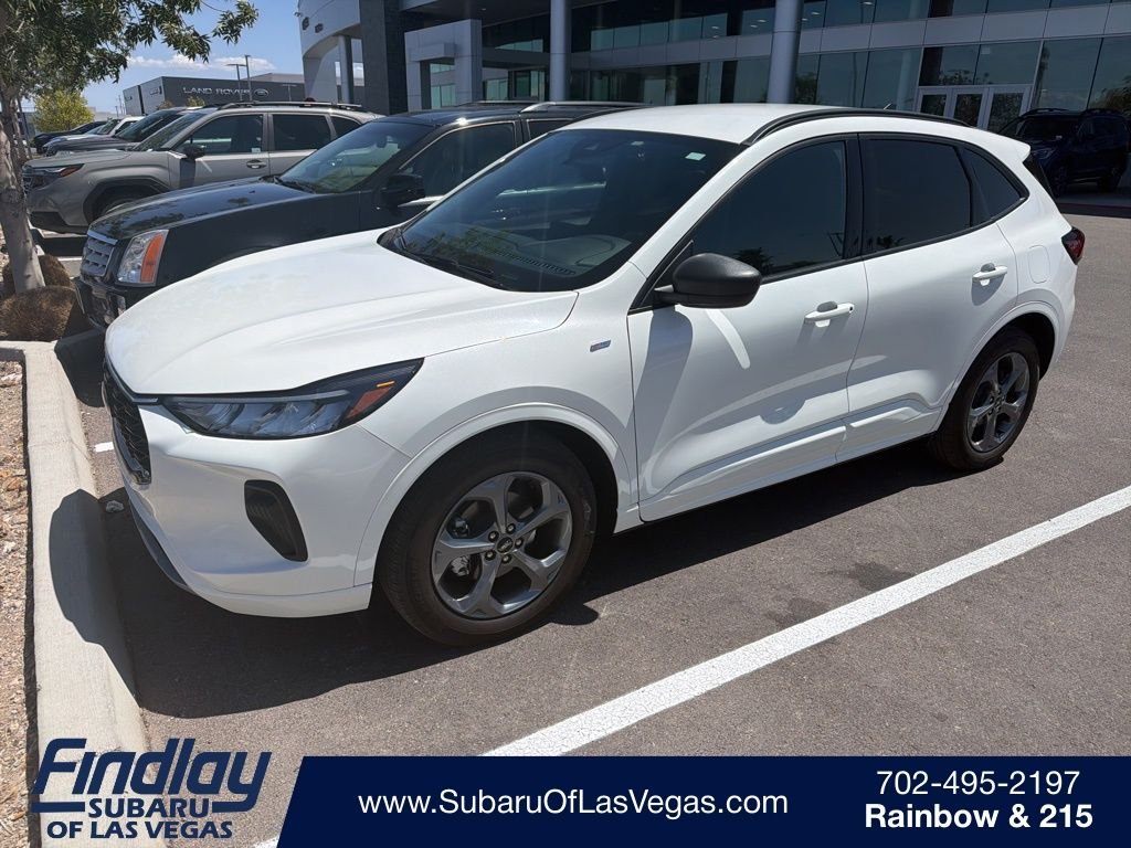 2024 Ford Escape ST-Line FWD Hybrid's photo