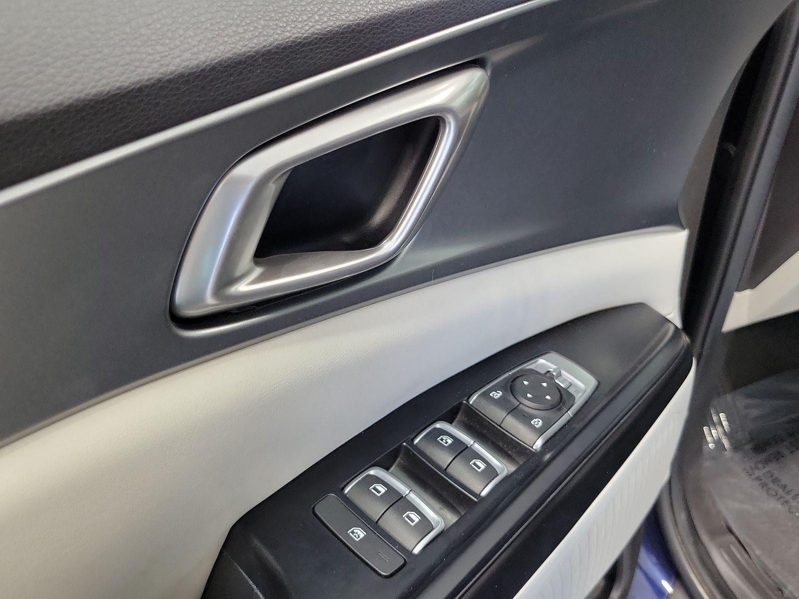 Certified Used 2024 Blue Kia LX Seat Package image 7