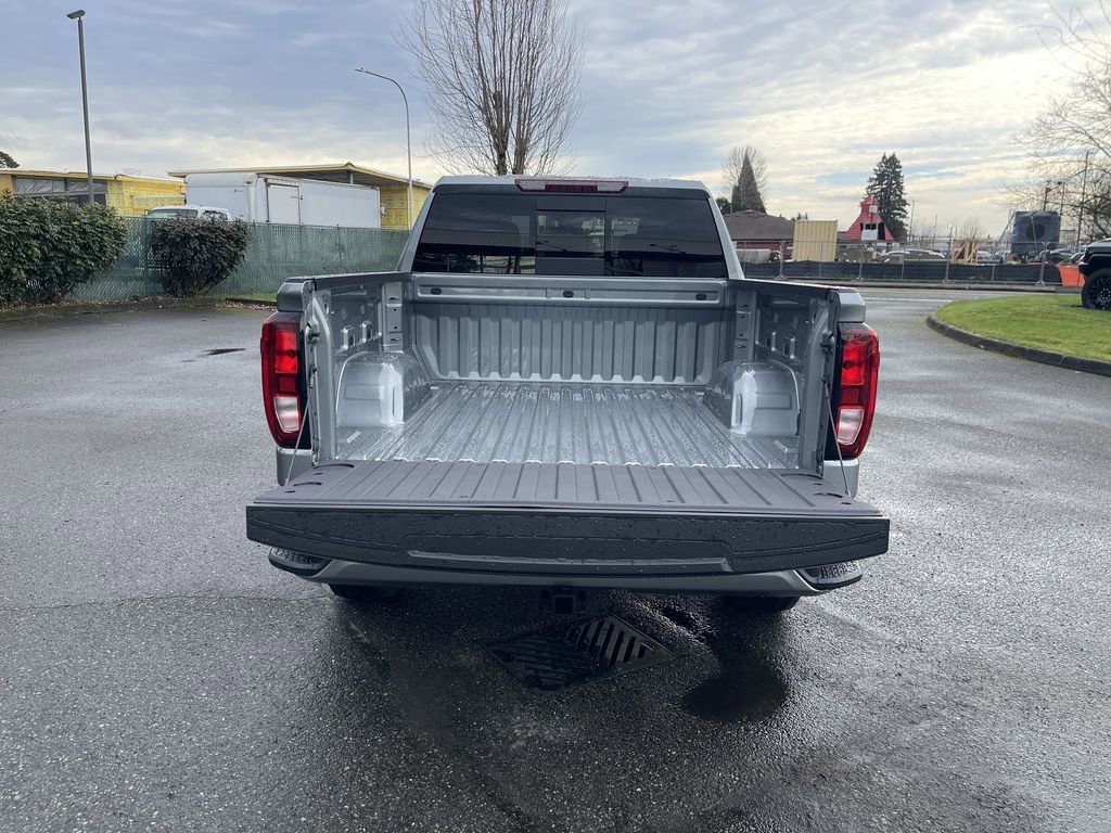 New 2026 Sterling Metallic GMC Elevation image 26
