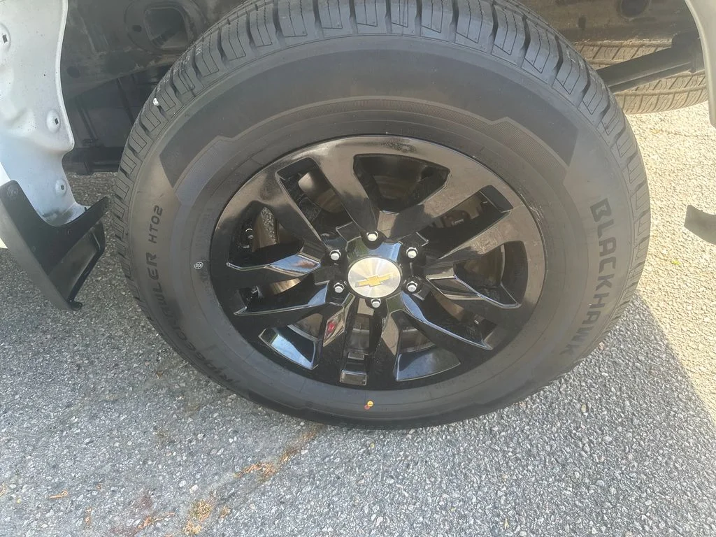 Used 2020 White Chevrolet LT image 13