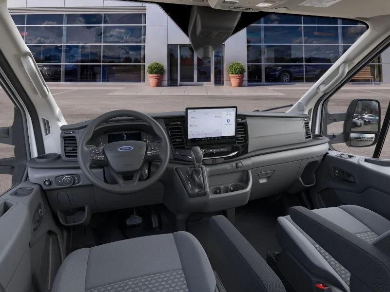 New 2026 Oxford White Ford Cutaway image 9