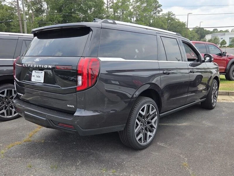 New 2027 Dark Matter Gray Metallic Ford MAX Platinum image 12