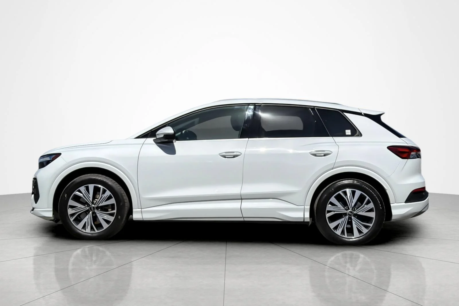 Used 2023 Audi Q4 e-tron Premium with VIN WA1ACBFZ4PP040333 for sale in Beverly Hills, CA
