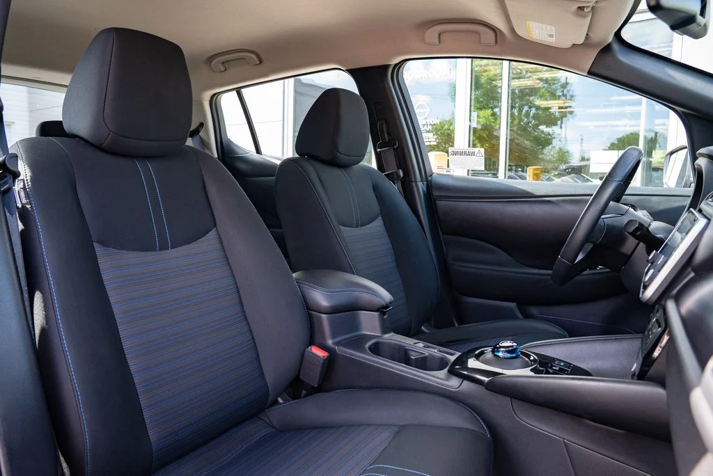 Used 2024 Gray Nissan SV Plus image 26
