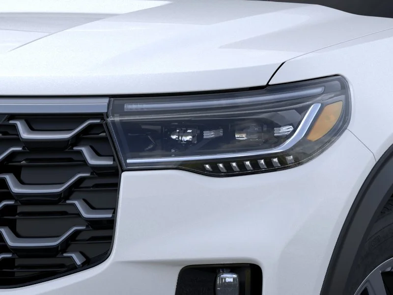 New 2026 Star White Metallic Tri-Coat Ford Platinum™ image 18