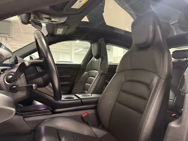 Certified Used 2021  Porsche 4S image 25