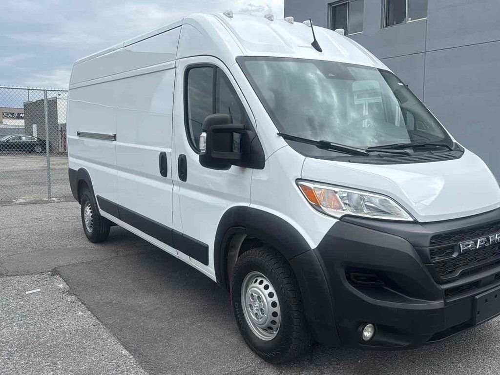Used 2025 White Ram High Roof image 3