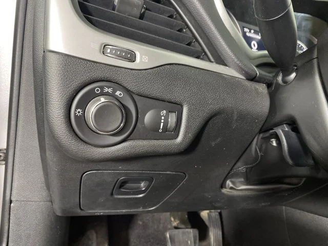 Used 2017 Silver Jeep Sport image 22