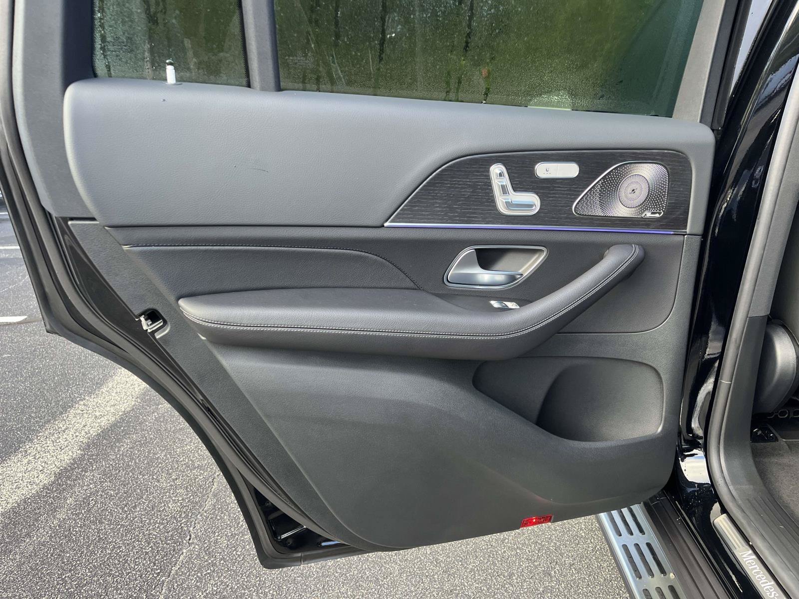 New 2027 Black Mercedes-Benz GLS 450 4MATIC® SUV image 40