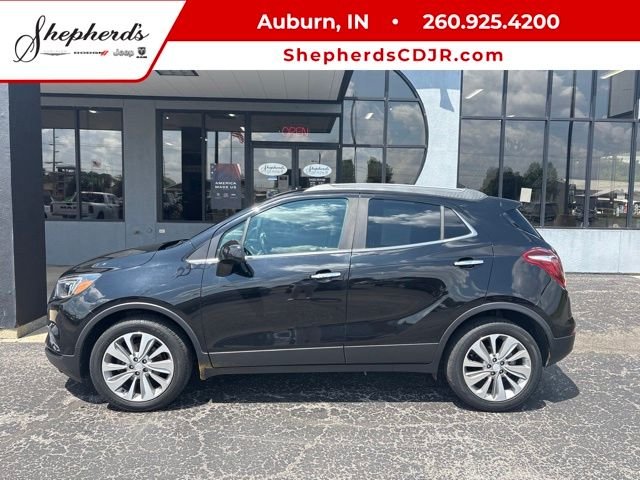 2020 Buick Encore Preferred's photo