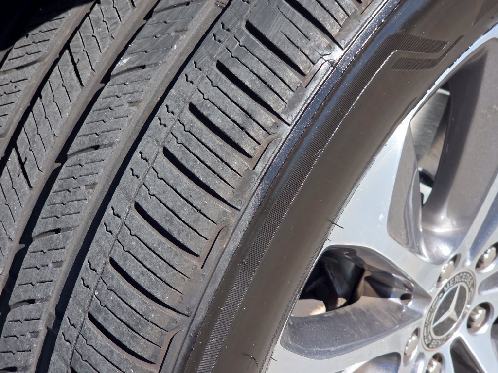 Used 2021 Iridium Silver Metallic Mercedes-Benz GLE 350 image 25