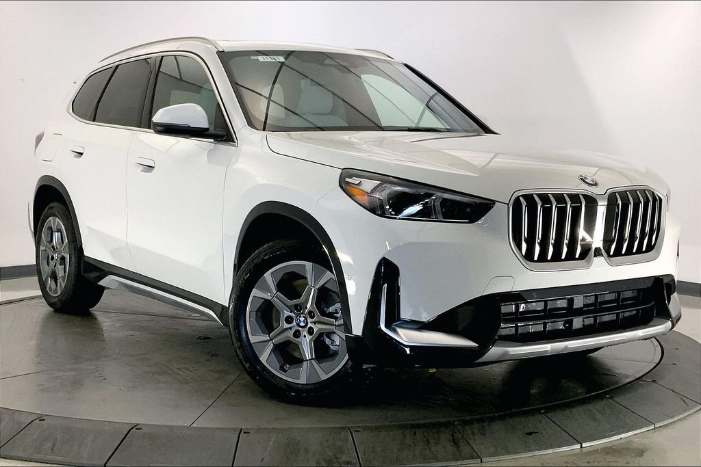New 2027 Alpine White BMW xDrive28i image 11