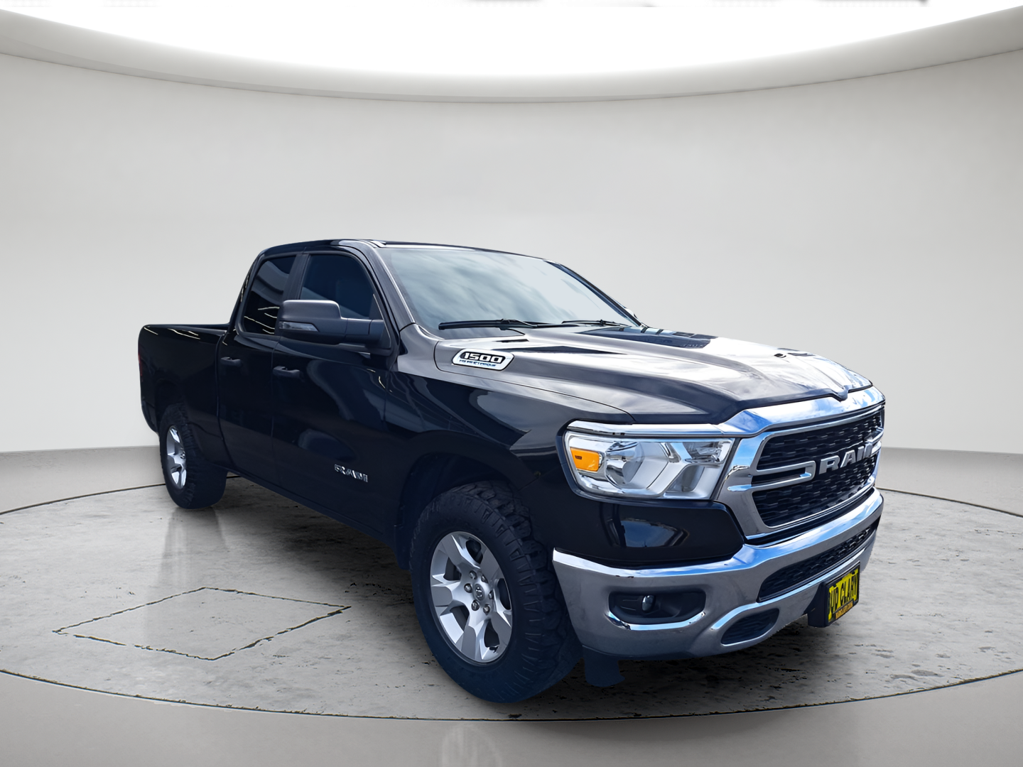 Used 2023 Diamond Black Ram Big Horn/Lone Star image 1