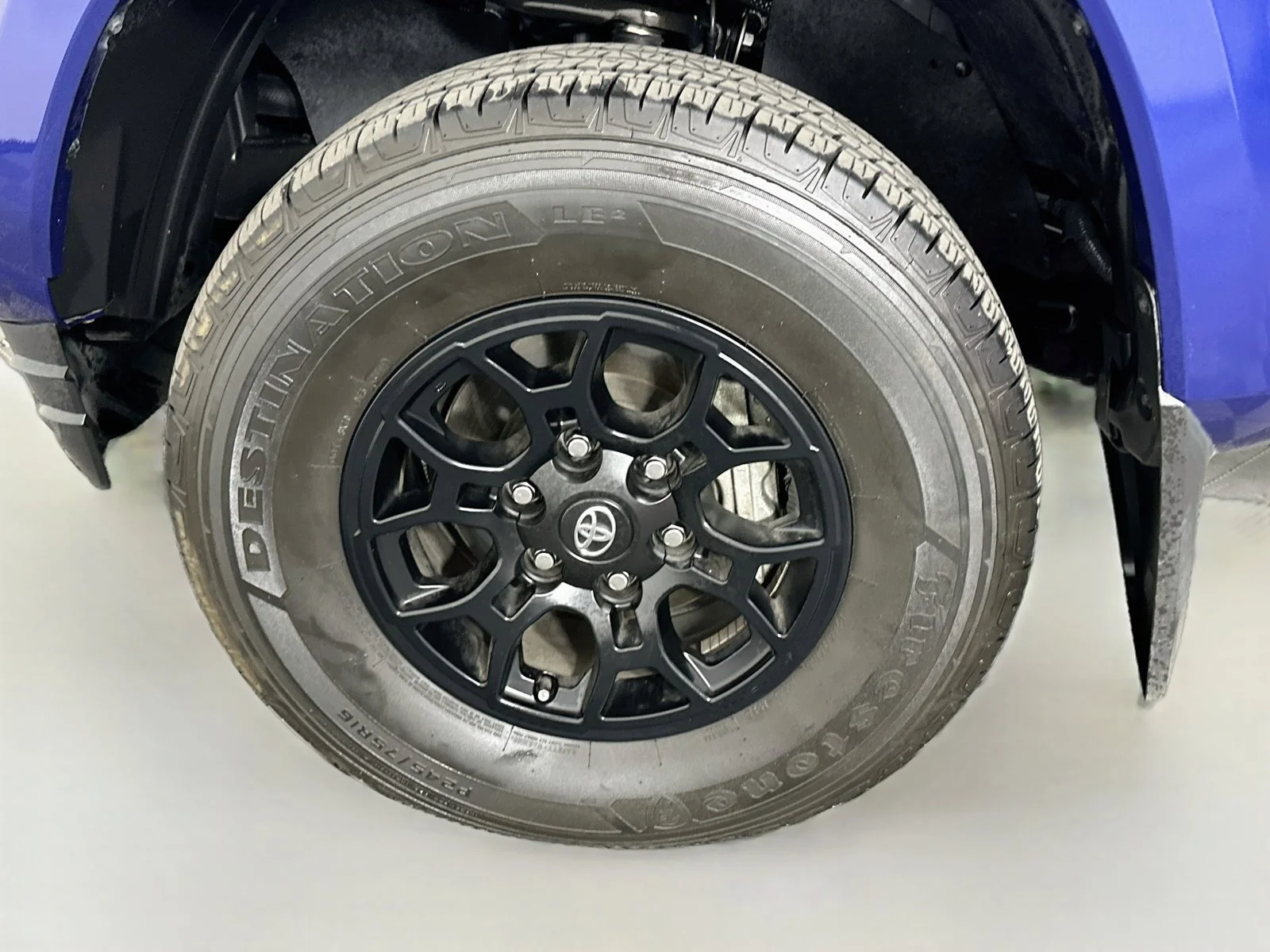 Certified Used 2022 Blue Toyota SR5 image 28