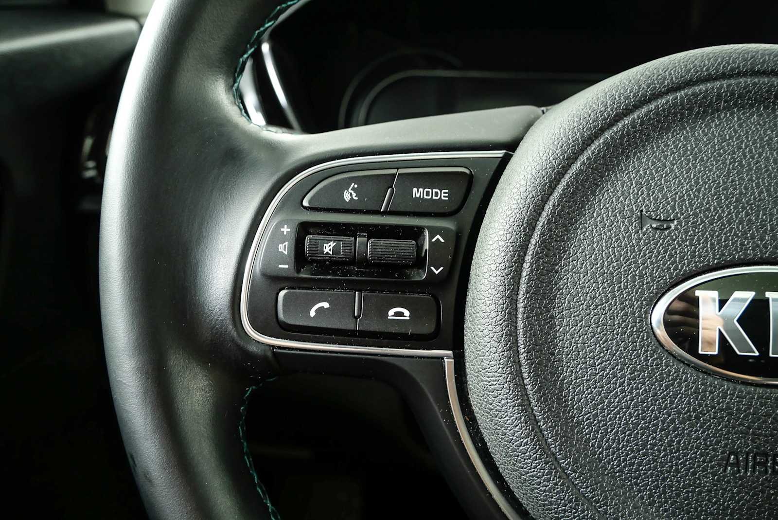 Used 2020 Gravity Blue Kia EX Premium image 11