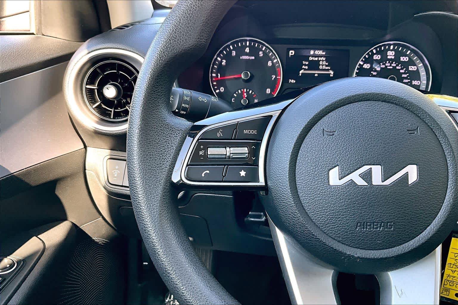 Used 2024 Currant Red Kia LXS image 23