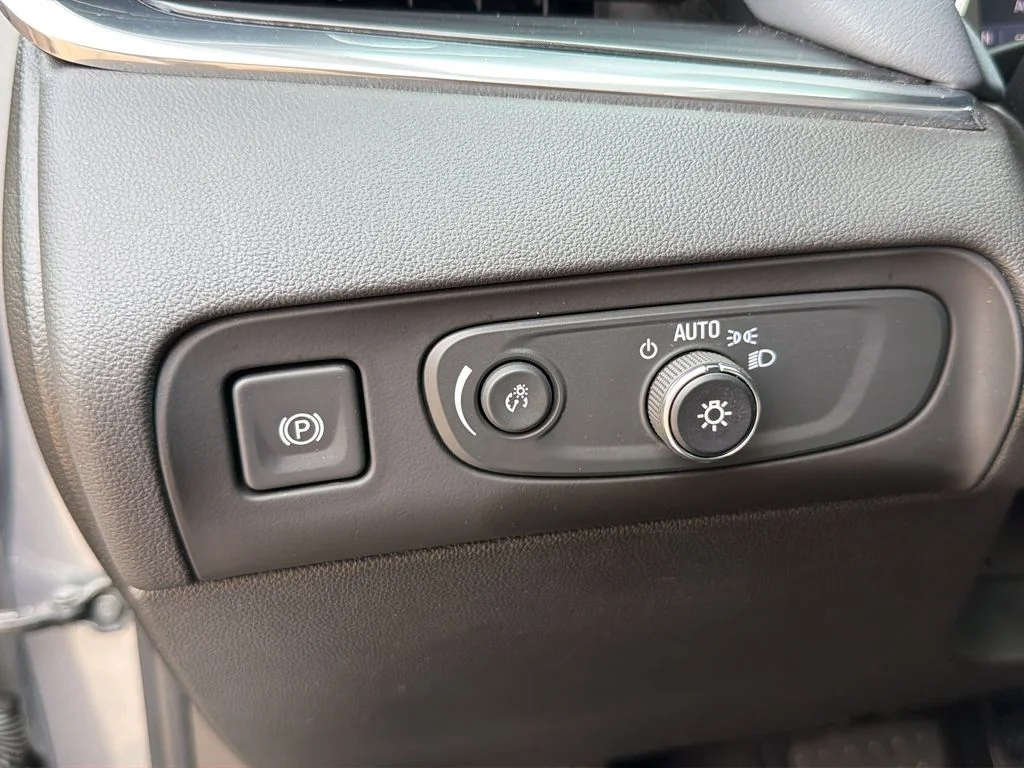 Used 2020 Gray Buick Essence image 40