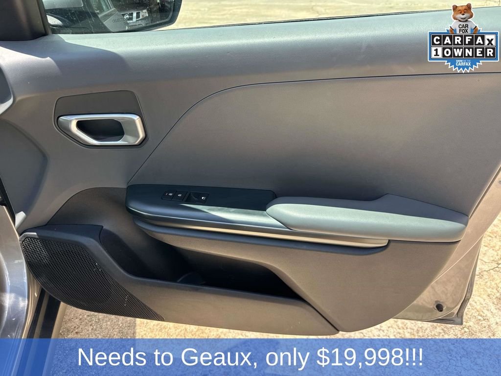 Used 2025 Gray Kia LXS image 29