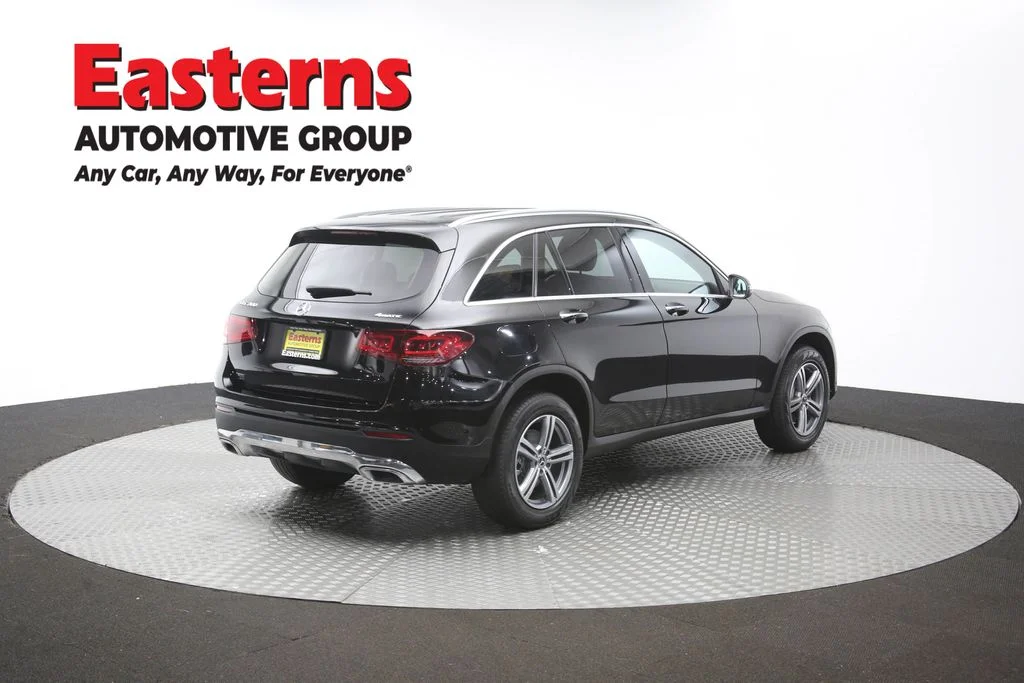 Used 2022 Black Mercedes-Benz GLC 300 image 41