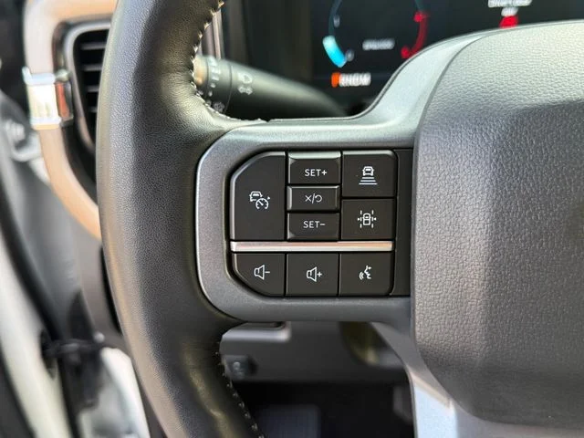 Used 2024 White Metallic Ford Lariat image 16