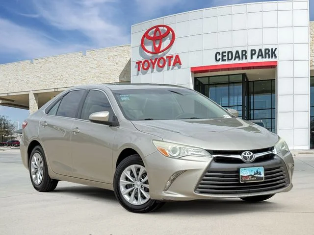 2016 Toyota Camry LE