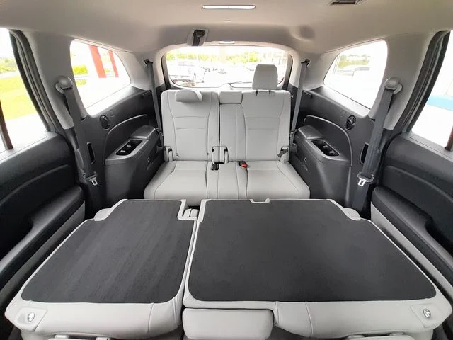 Used 2018  Honda EX-L image 49