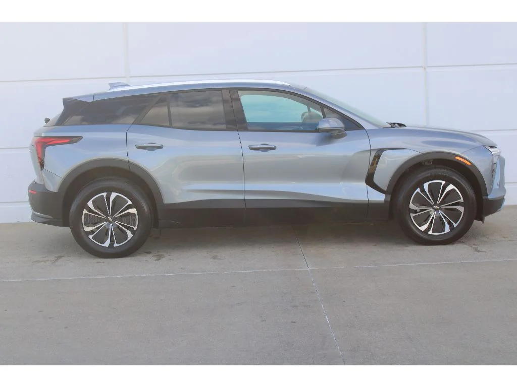 2026 Chevrolet Blazer EV LT - Photo 7