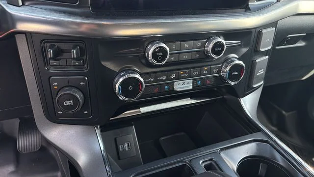 Used 2023 Red Ford Lariat image 30