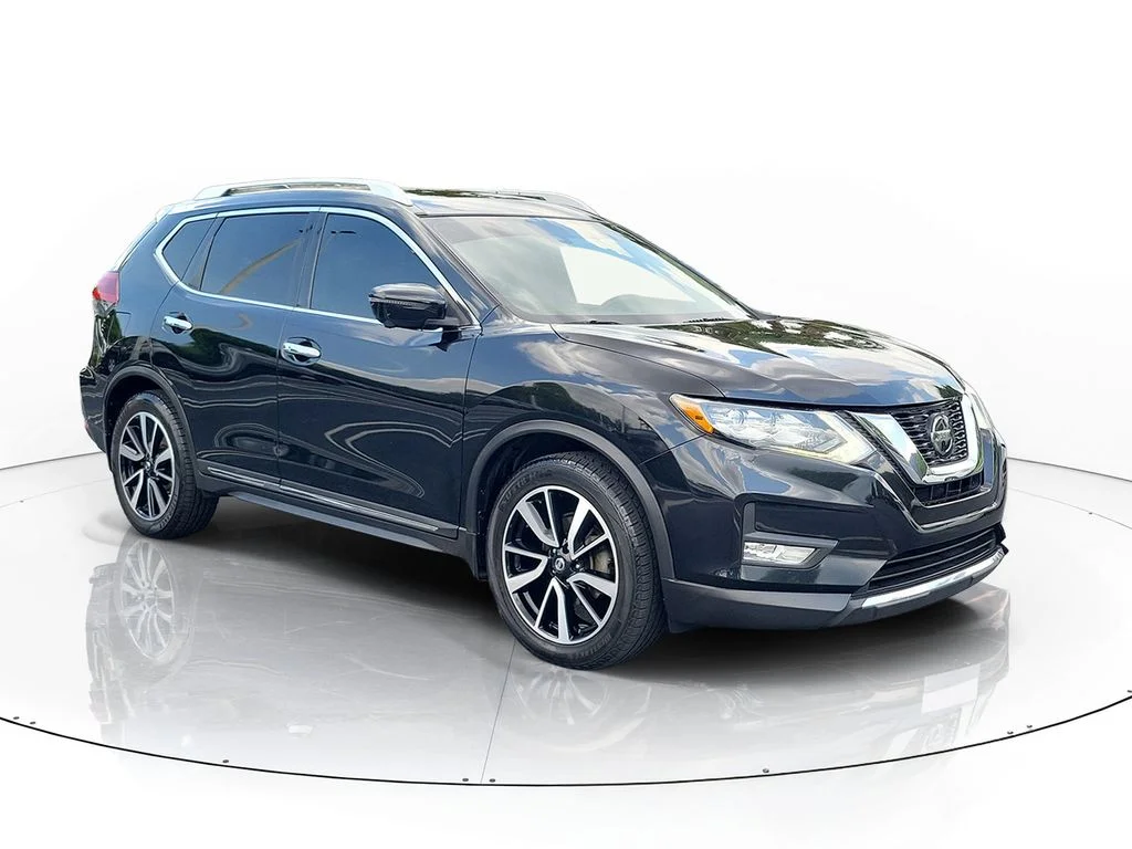 Used 2018 Nissan Rogue SL with VIN JN8AT2MT9JW488458 for sale in Royal Palm Beach, FL