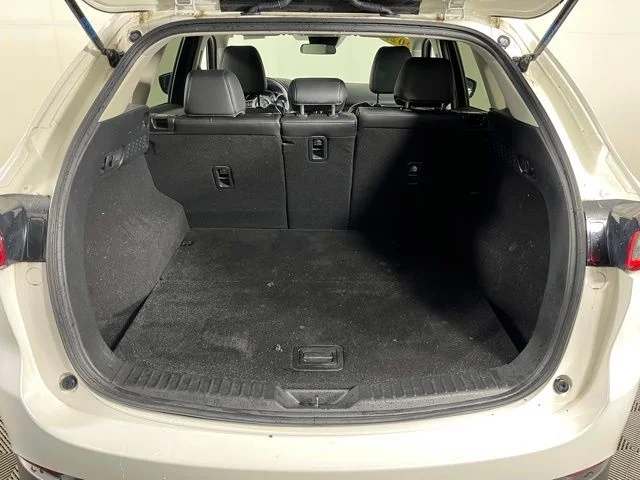 Used 2023 White Mazda 2.5 S Select Package image 38