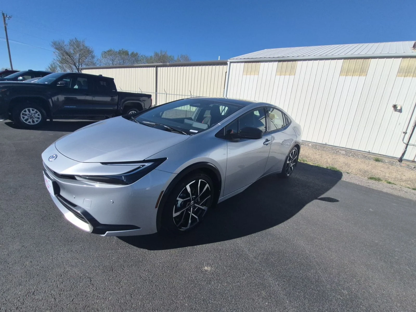 2026 Toyota Prius Plug-in Hybrid XSE - Photo 8