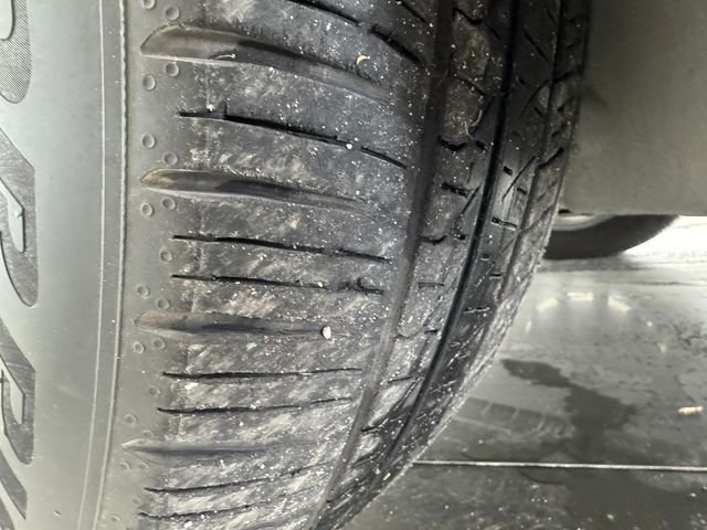 Certified Used 2024 Black Mercedes-Benz GLE 450 image 12