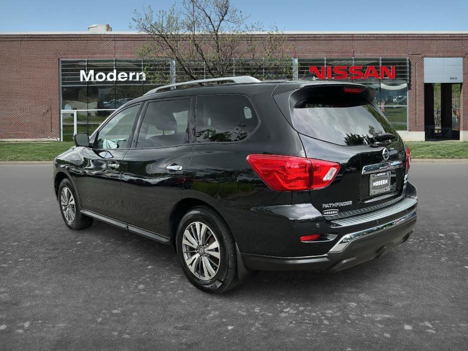 Used 2020 Magnetic Black Pearl Nissan SL image 2