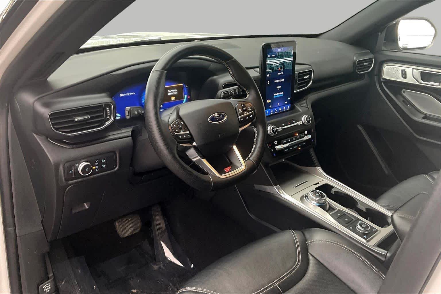Used 2020 Star White Metallic Tri-Coat Ford ST image 18