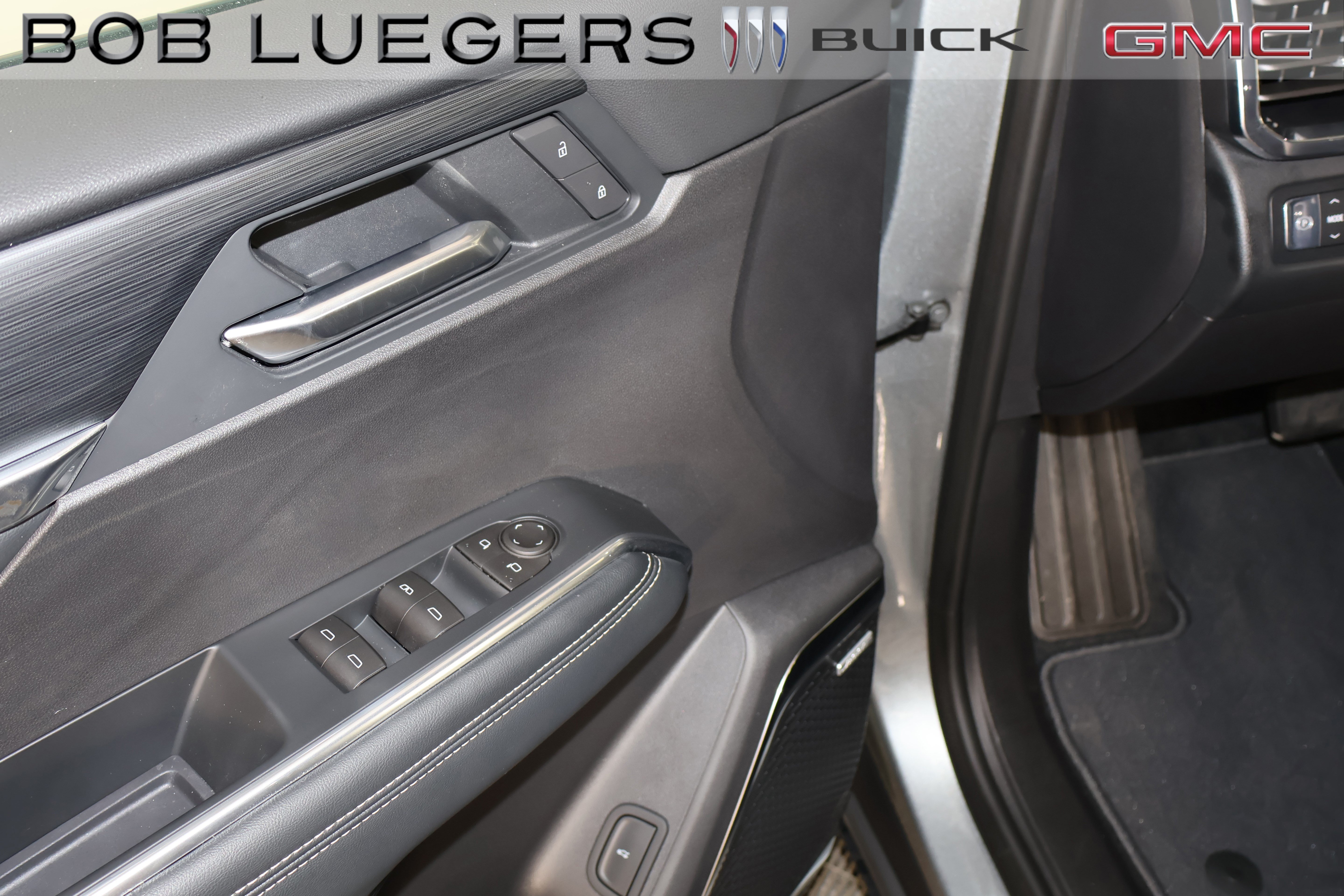 2026 GMC Acadia Elevation - Photo 8