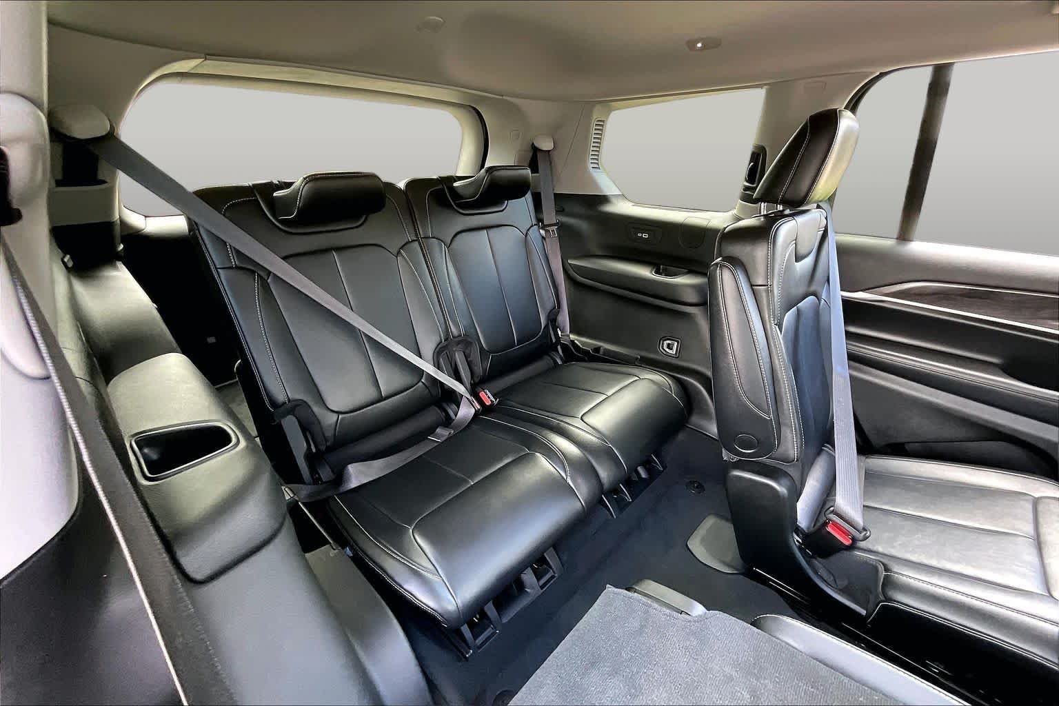 Certified Used 2023 Silver Zynith Jeep Limited image 35