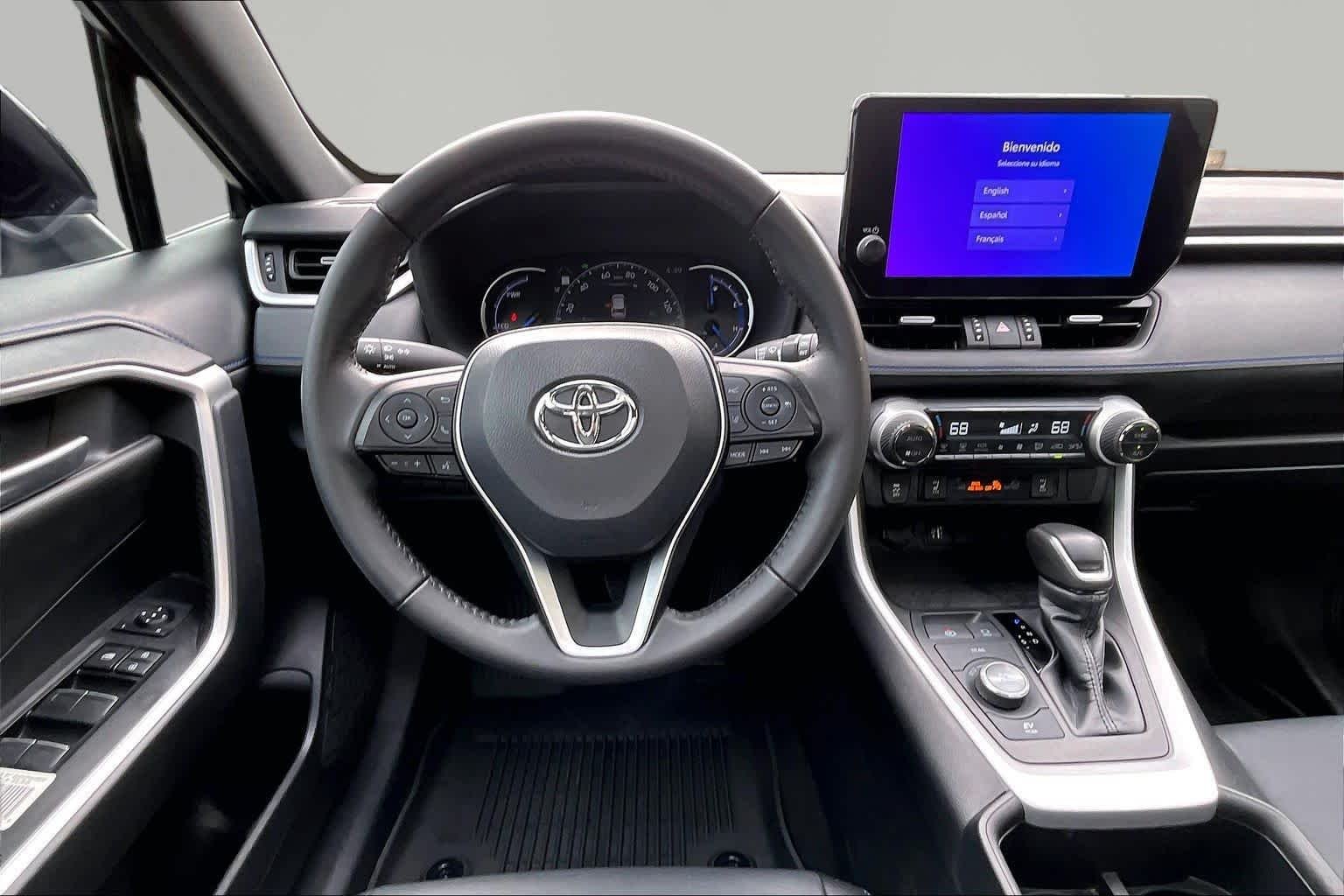 Used 2023 Wind Chill Pearl/Midnight Black Metallic Toyota Hybrid XSE image 6