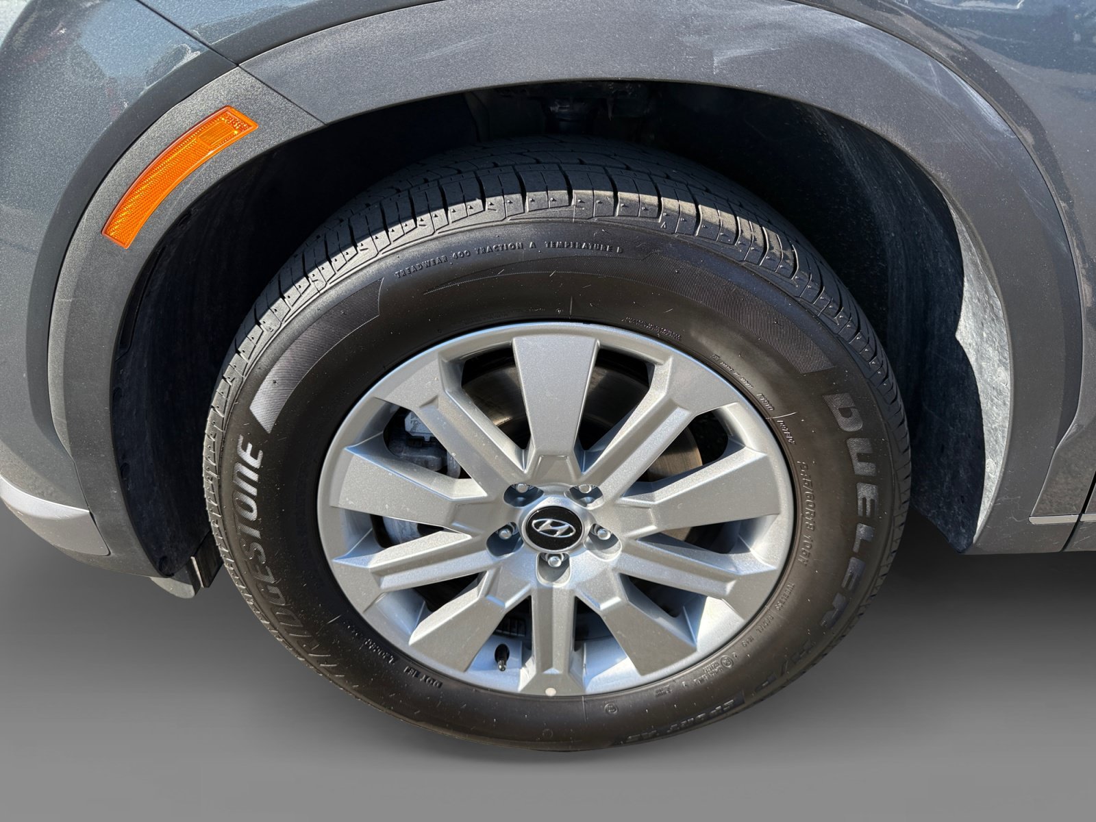 Used 2025 Graphite Hyundai SEL image 9