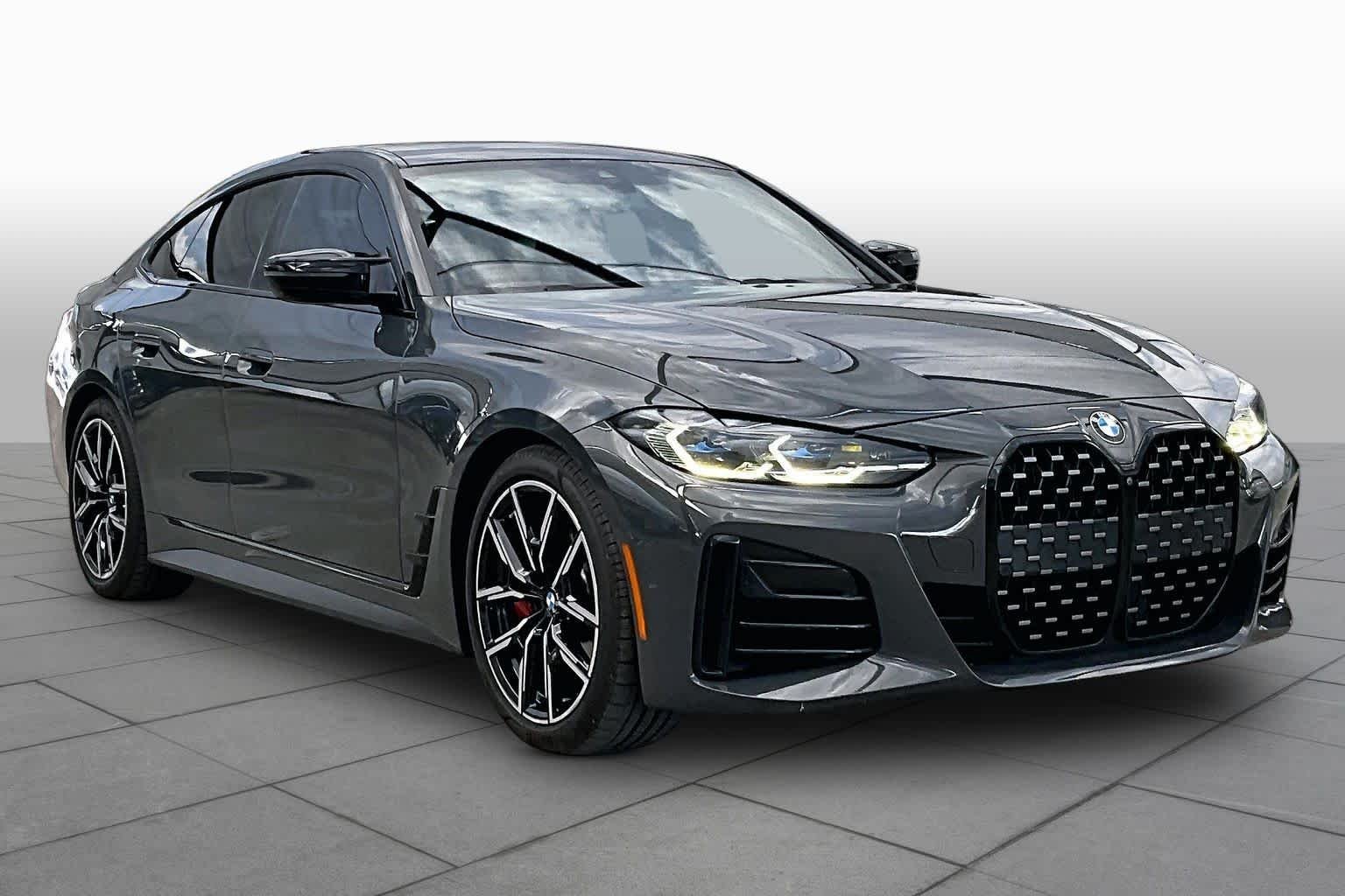 Used 2022 Dravit Gray Metallic BMW M440i xDrive image 3