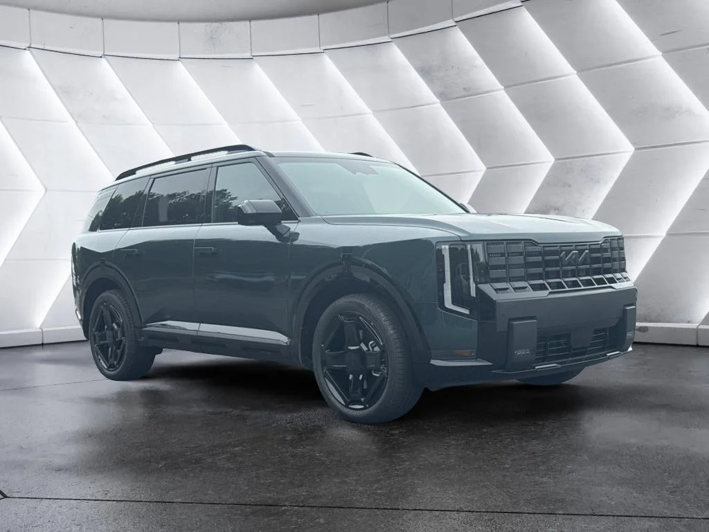 New 2027 Black Jade Green Kia X-Line EX image 3