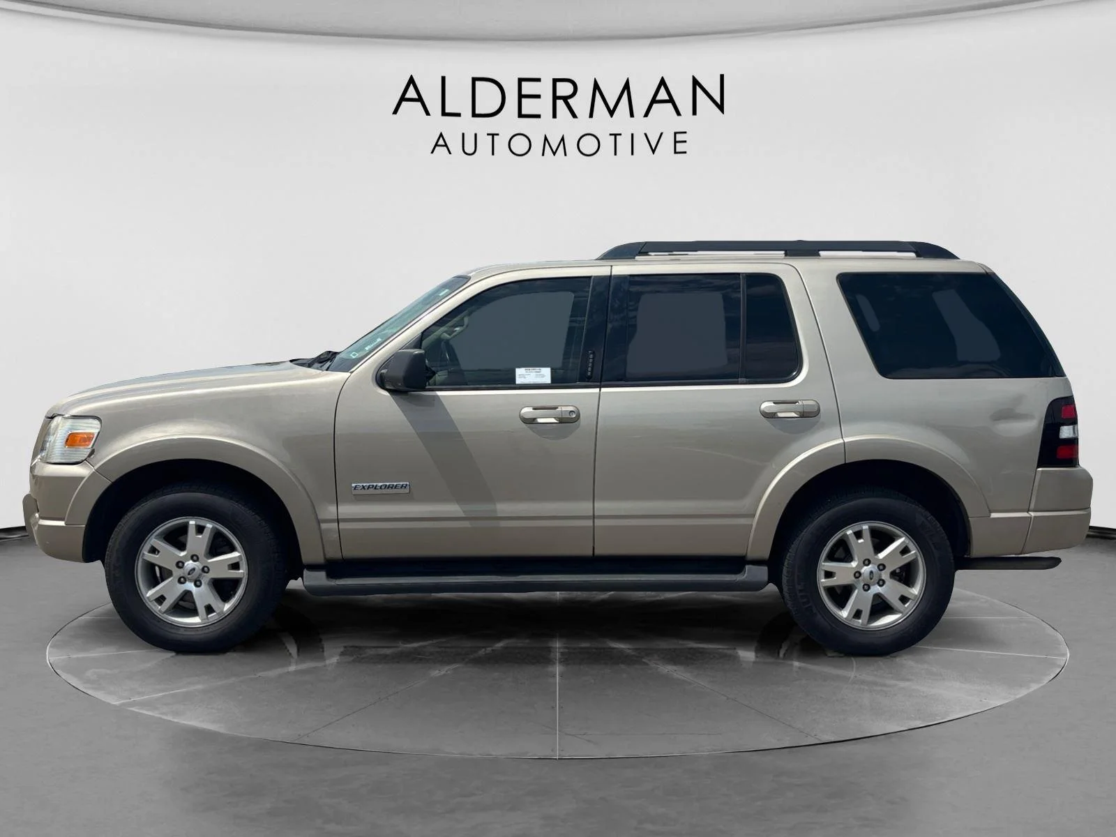 Used 2007  Ford XLT image 2