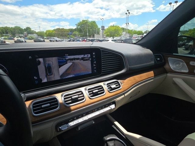 Used 2024 Gray Mercedes-Benz GLE 580 image 20
