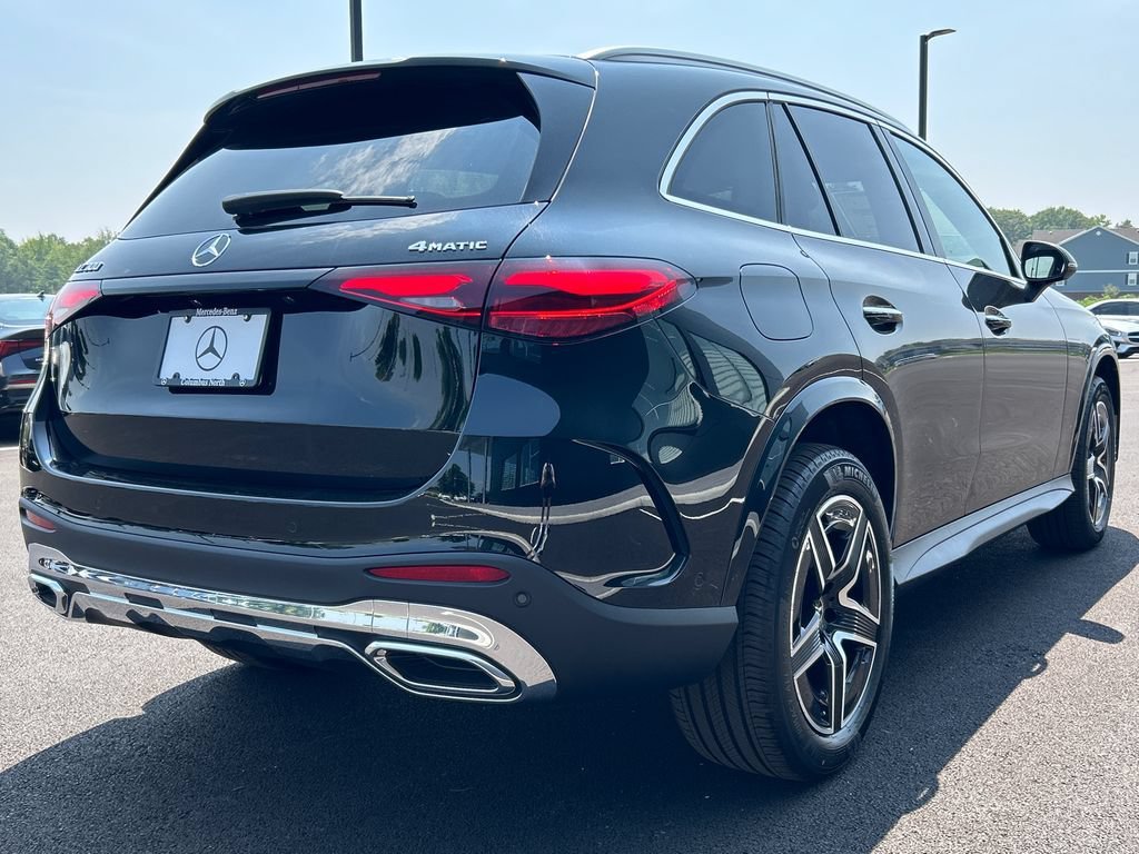 New 2026 Black Mercedes-Benz GLC 300 image 44