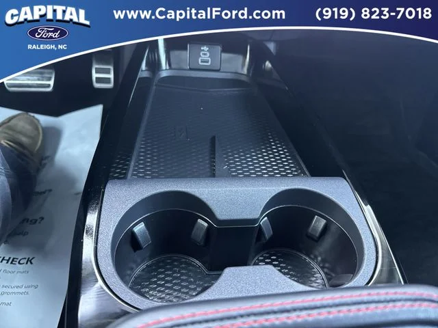 Used 2025 White Ford Premium image 28