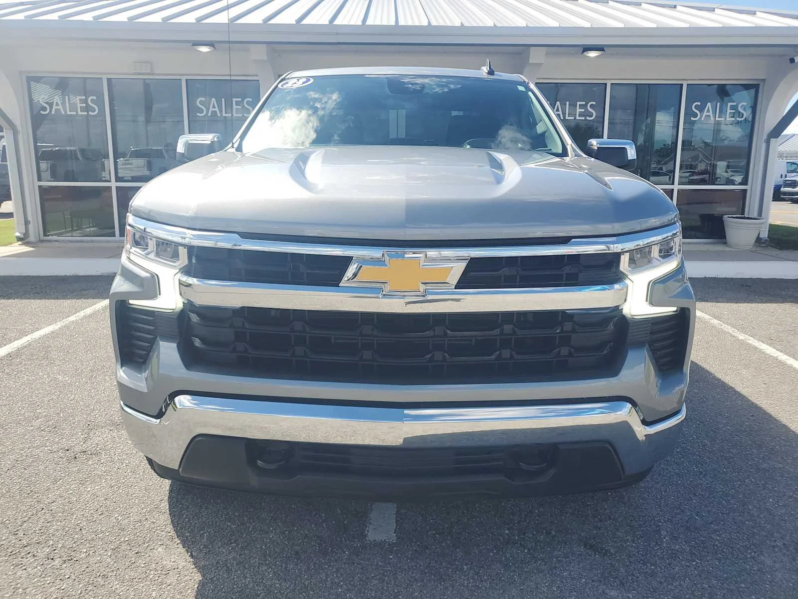 Used 2023 STERLING GRAY METALLIC Chevrolet LT image 12