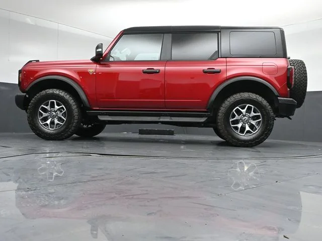 Certified Used 2025 Red Ford Badlands image 38