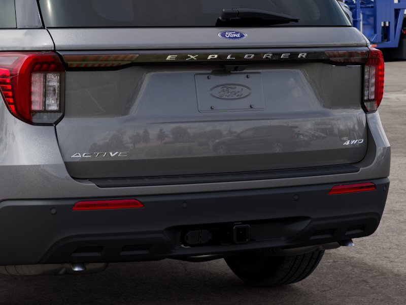 New 2027 Carbonized Gray Metallic Ford Active image 23